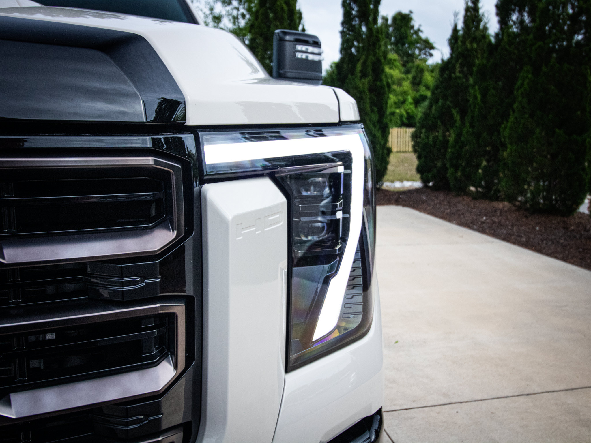 Used 2026 GMC Sierra 2500 AT4X w/ LPO, Black Badging Package AWD/4WD image 6