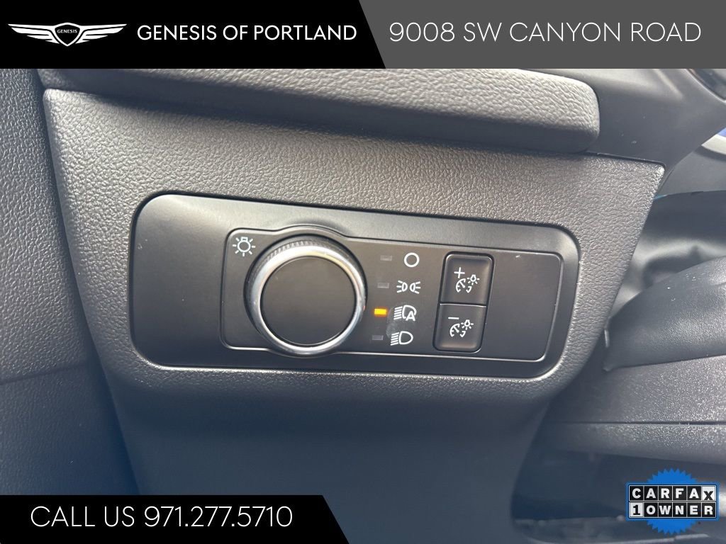 Used 2025 Ford Escape ST-Line image 30