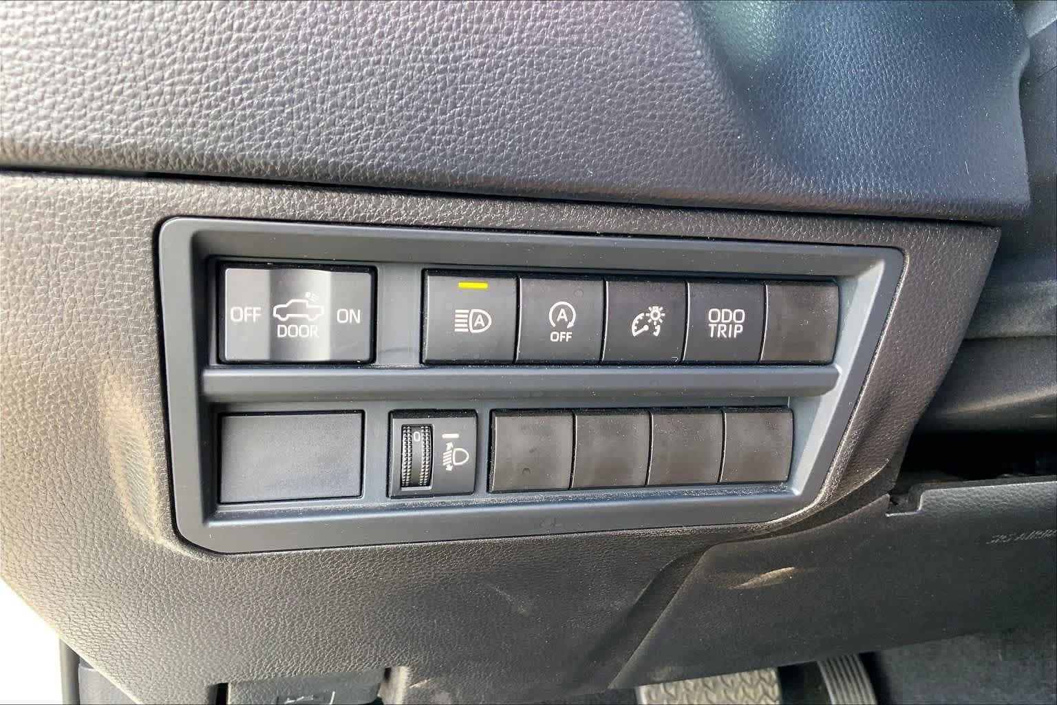 Used 2026 Toyota Tundra SR RWD image 32