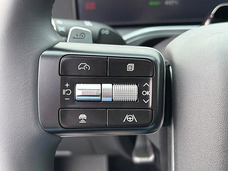 New 2026 Hyundai Ioniq 9 SEL image 13