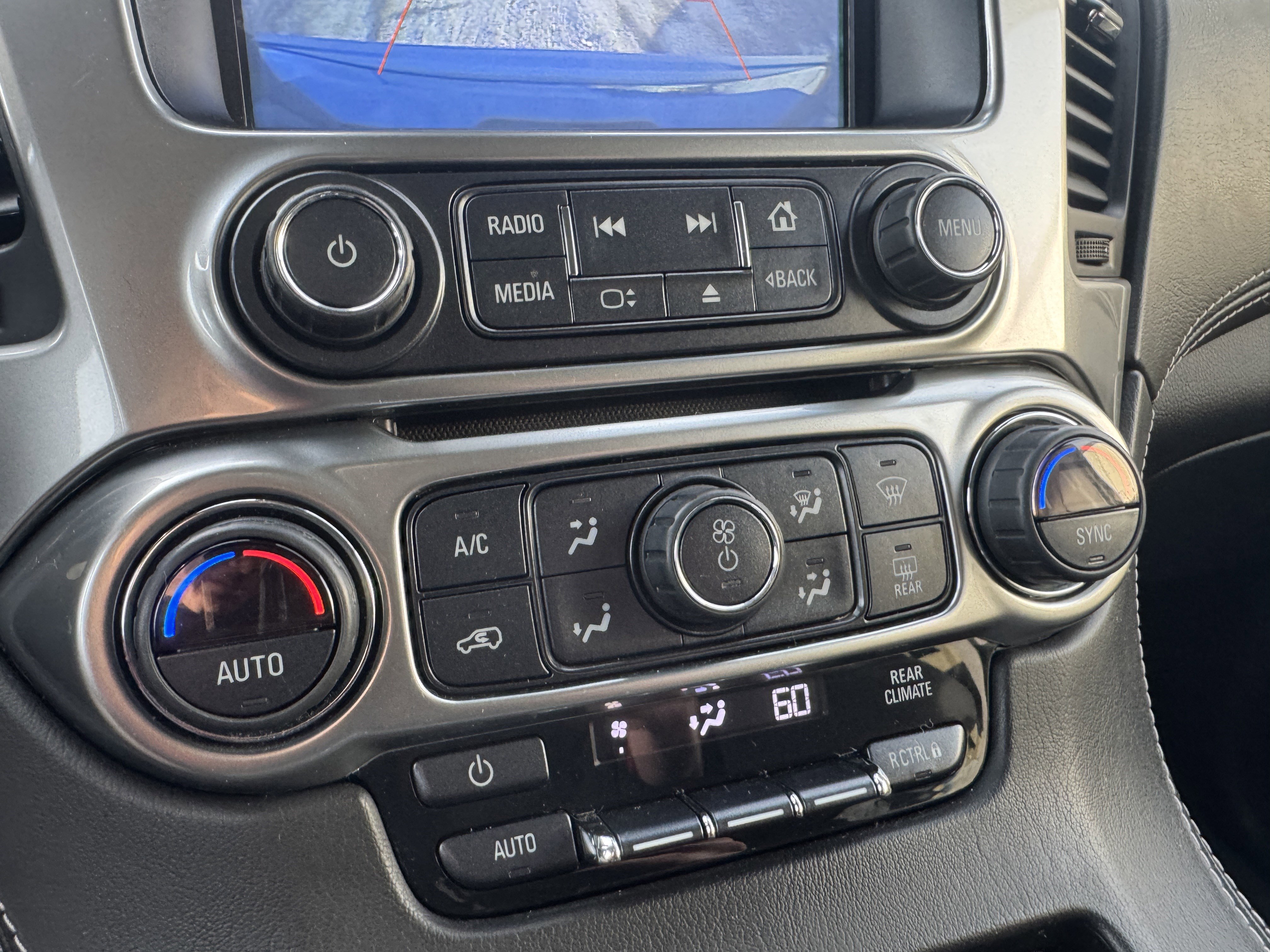 Used 2020 Chevrolet Tahoe LS w/ Enhanced Driver Alert Package image 28