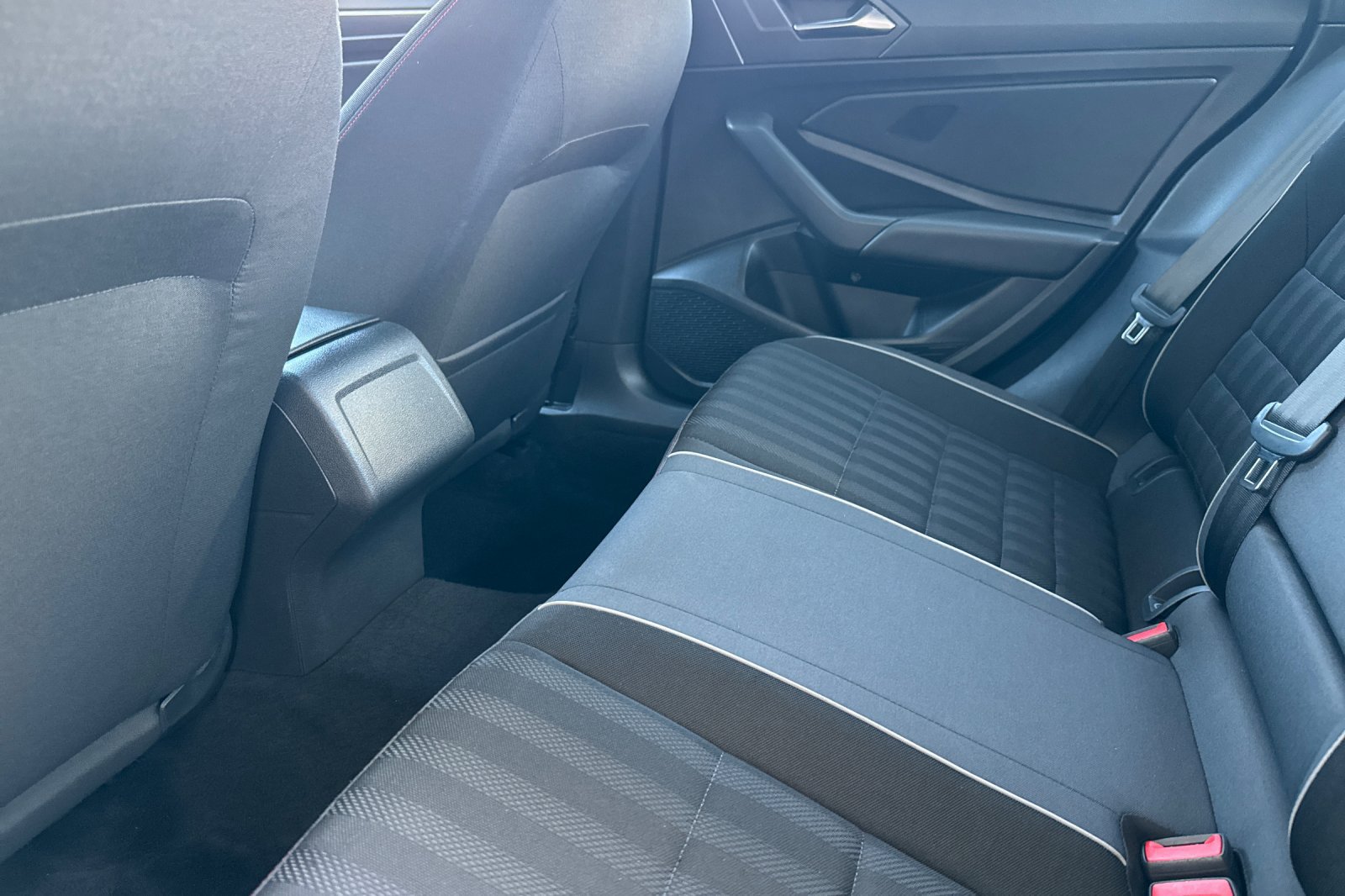 Used 2019 Volkswagen Jetta GLI FWD image 12