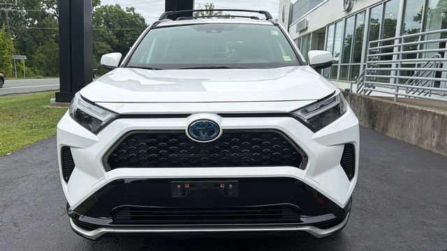 Used 2023 Toyota RAV4 SE w/ Weather & Moonroof Package AWD/4WD image 2