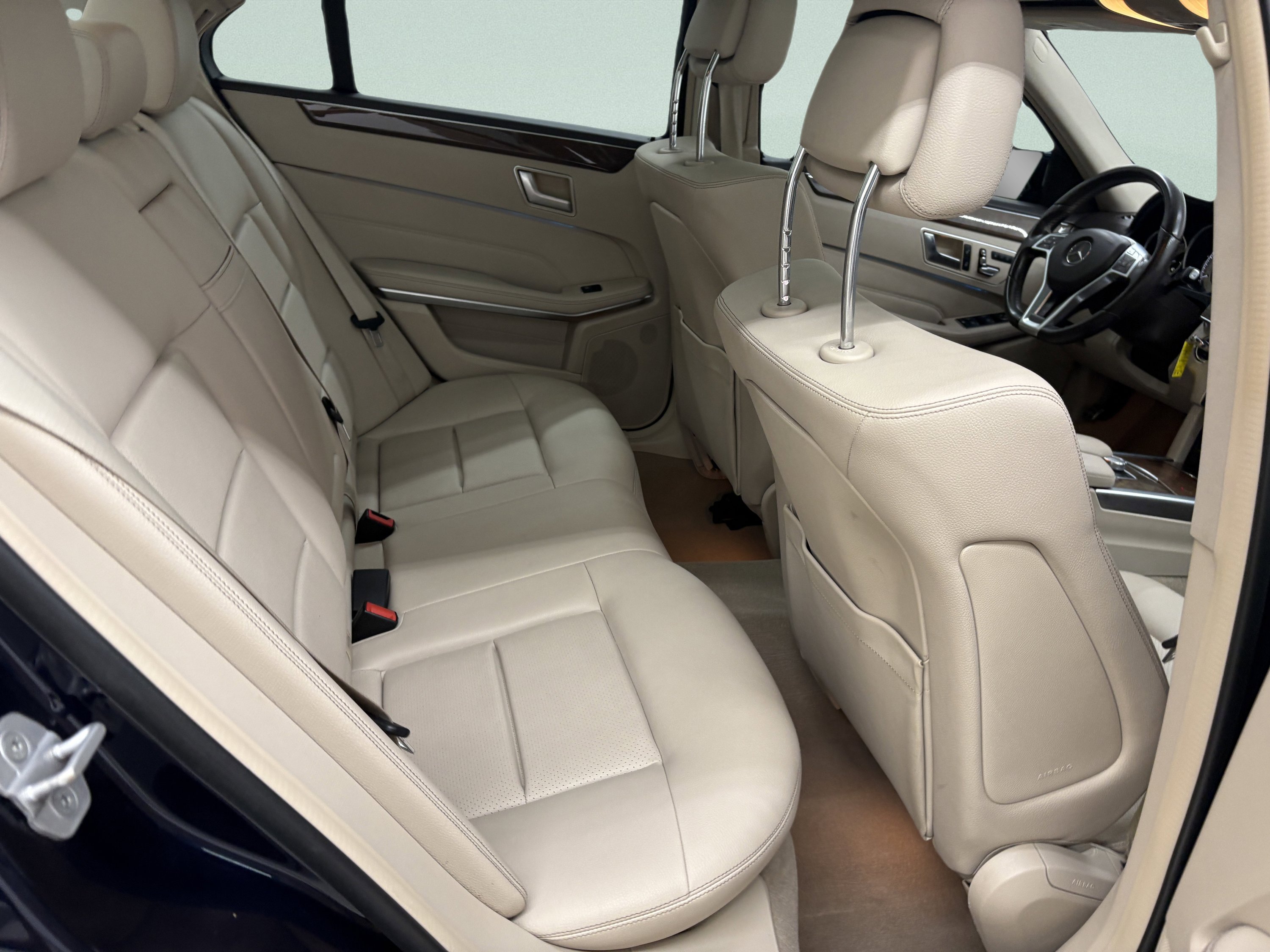 Used 2014 Mercedes-Benz E 350 4MATIC Sedan w/ Premium 1 Package image 29
