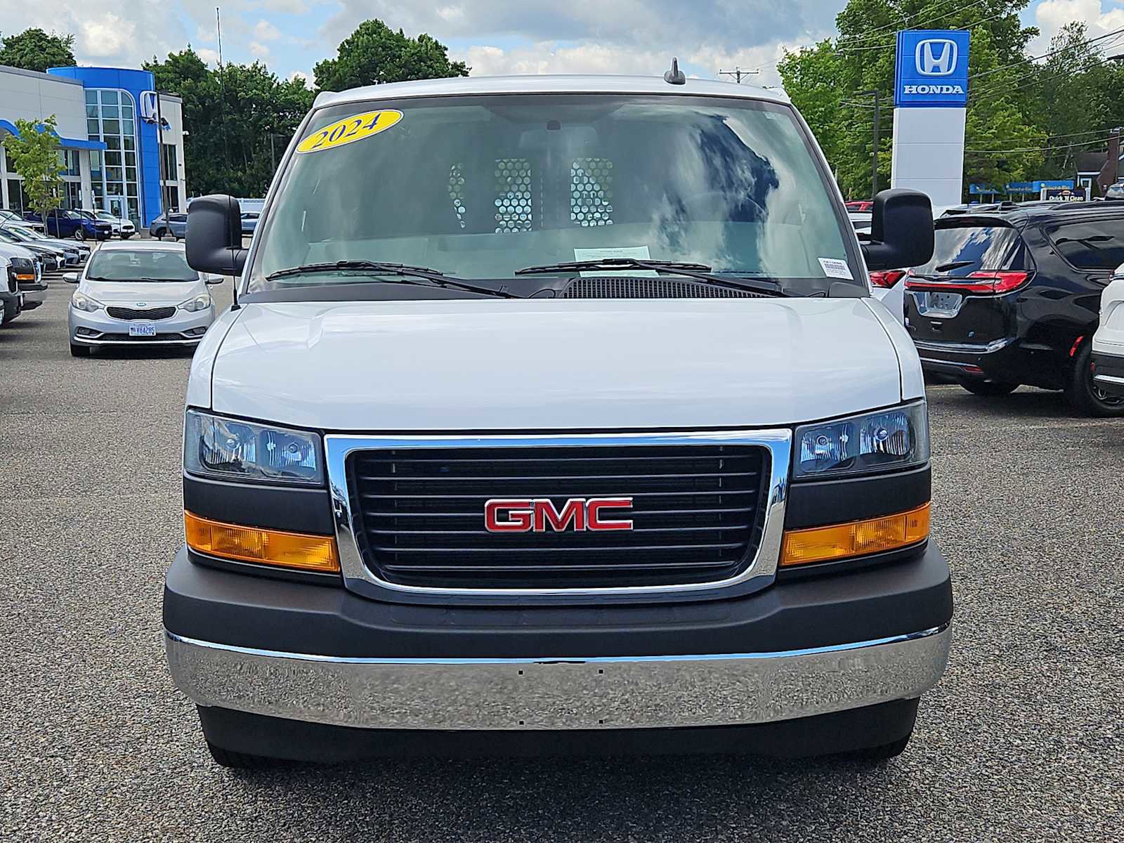 Used 2024 GMC Savana 2500 w/ Driver Convenience Package RWD image 12
