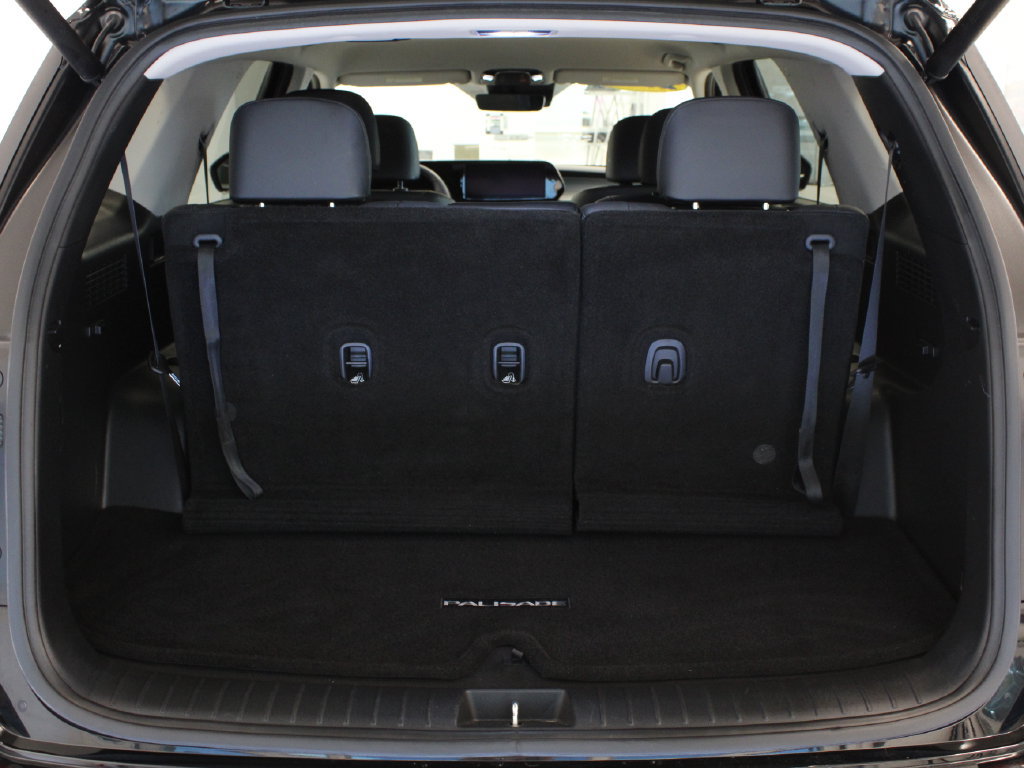 Used 2023 Hyundai Palisade SEL FWD image 37