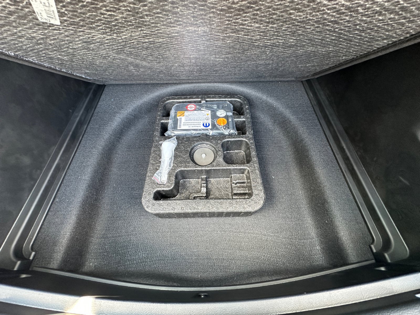 New 2026 Jeep Compass Latitude AWD/4WD image 35
