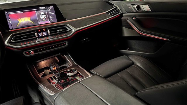 Used 2020 BMW X7 M50i w/ Executive Package image 39