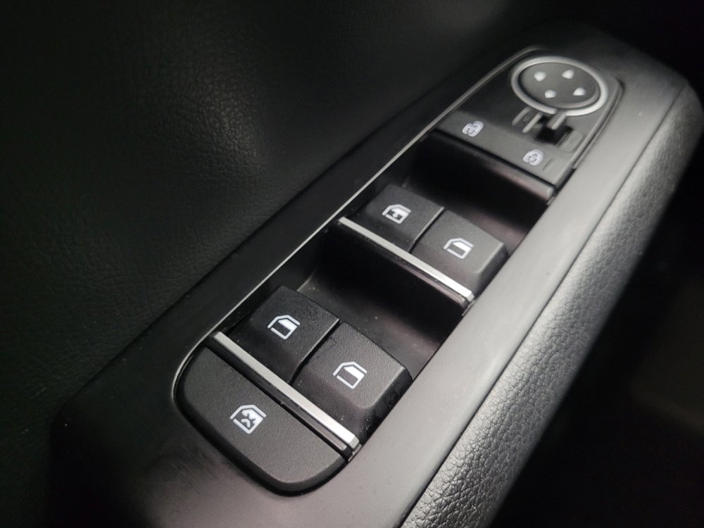 Used 2024 Kia Soul LX w/ Option Group 015 image 27