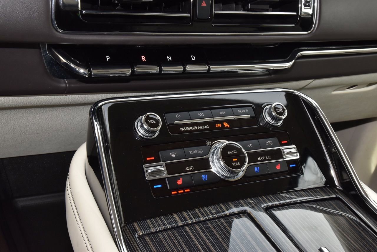 Certified 2023 Lincoln Navigator Black Label image 30