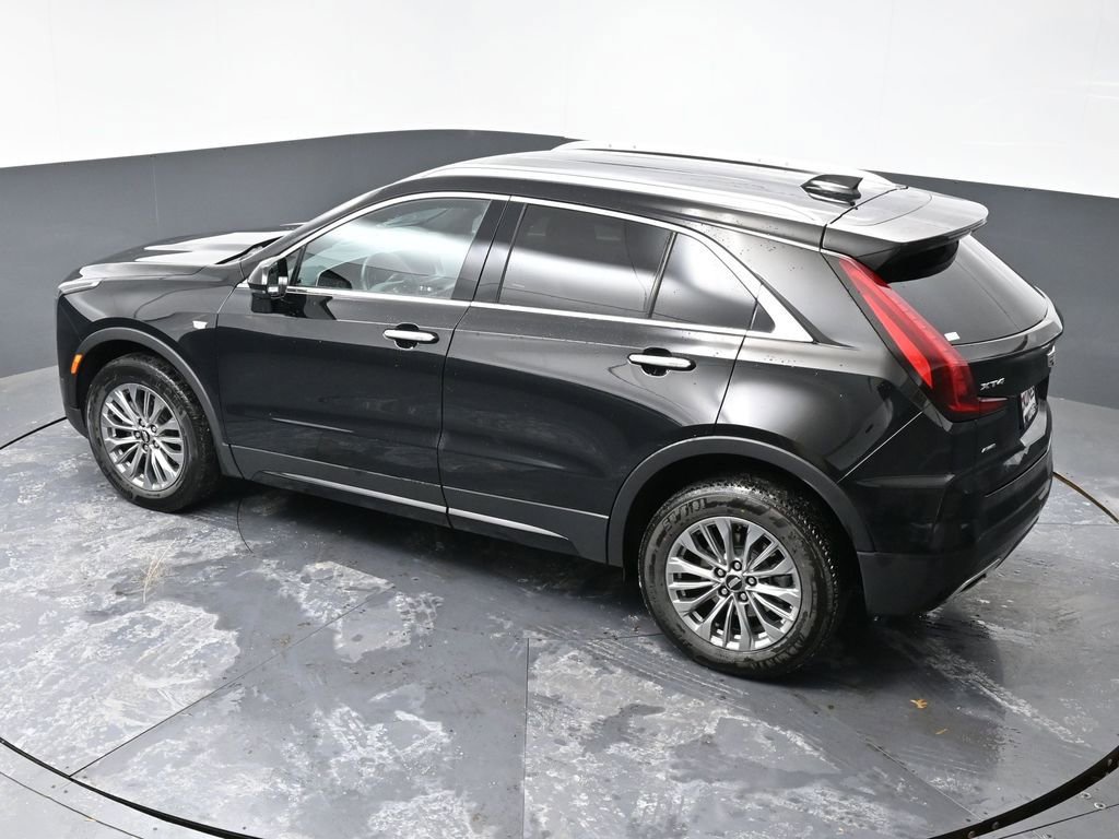 Used 2025 Cadillac XT4 Premium Luxury image 46