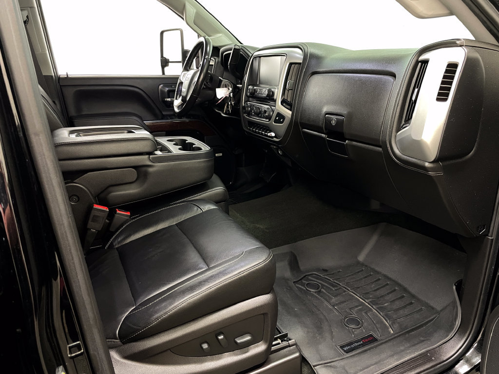 Used 2018 GMC Sierra 2500 SLT w/ Duramax Plus Package AWD/4WD image 41