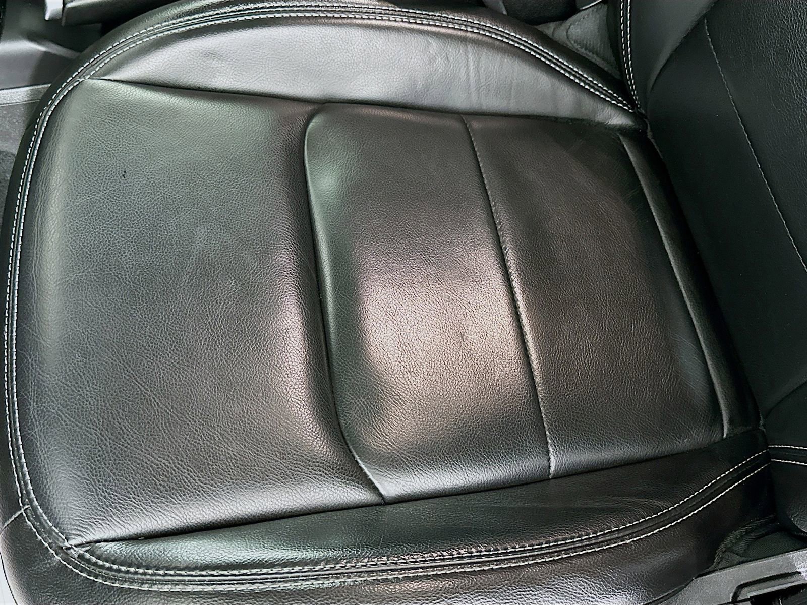 Used 2023 Jeep Wrangler Sahara 4xe image 21