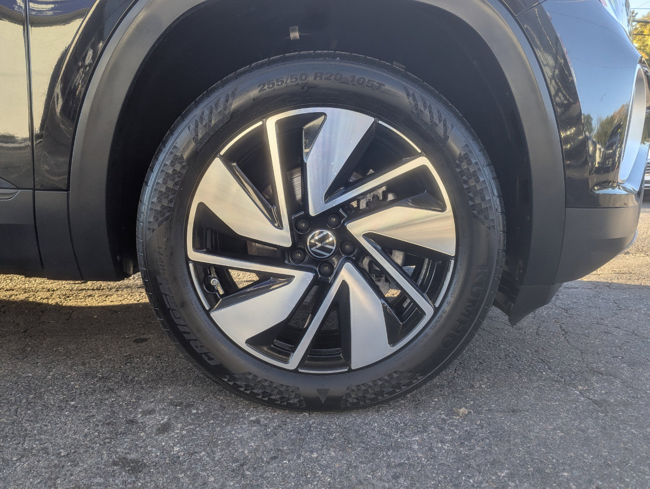 Used 2024 Volkswagen Atlas SE image 51