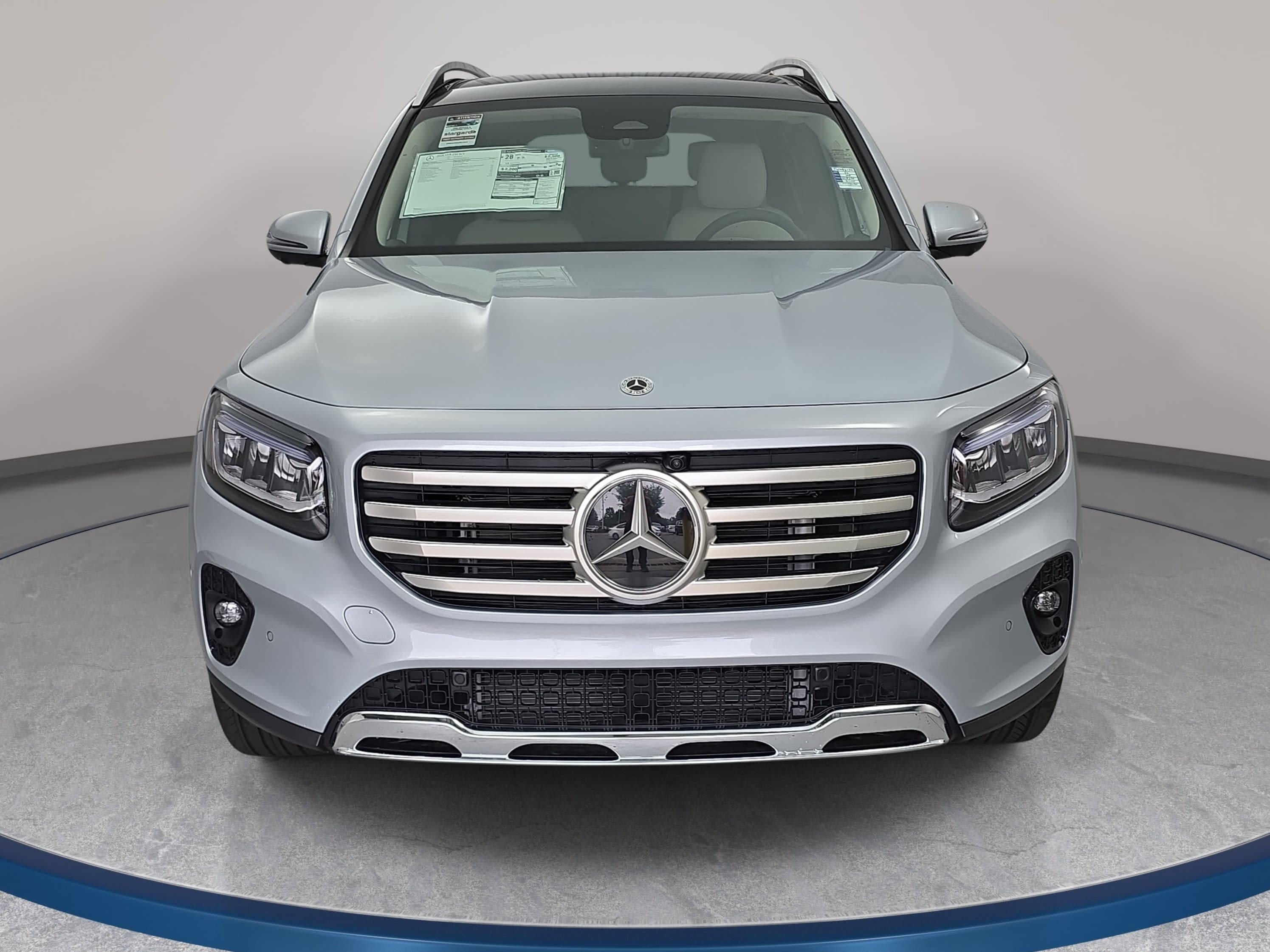 New 2026 Mercedes-Benz GLB 250 image 2
