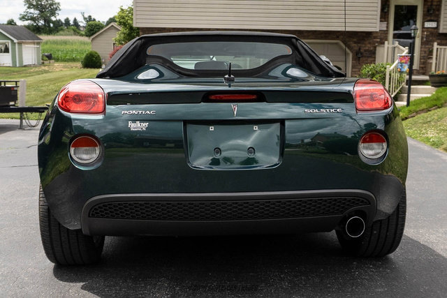 Used 2007 Pontiac Solstice Convertible w/ Premium Package RWD image 17