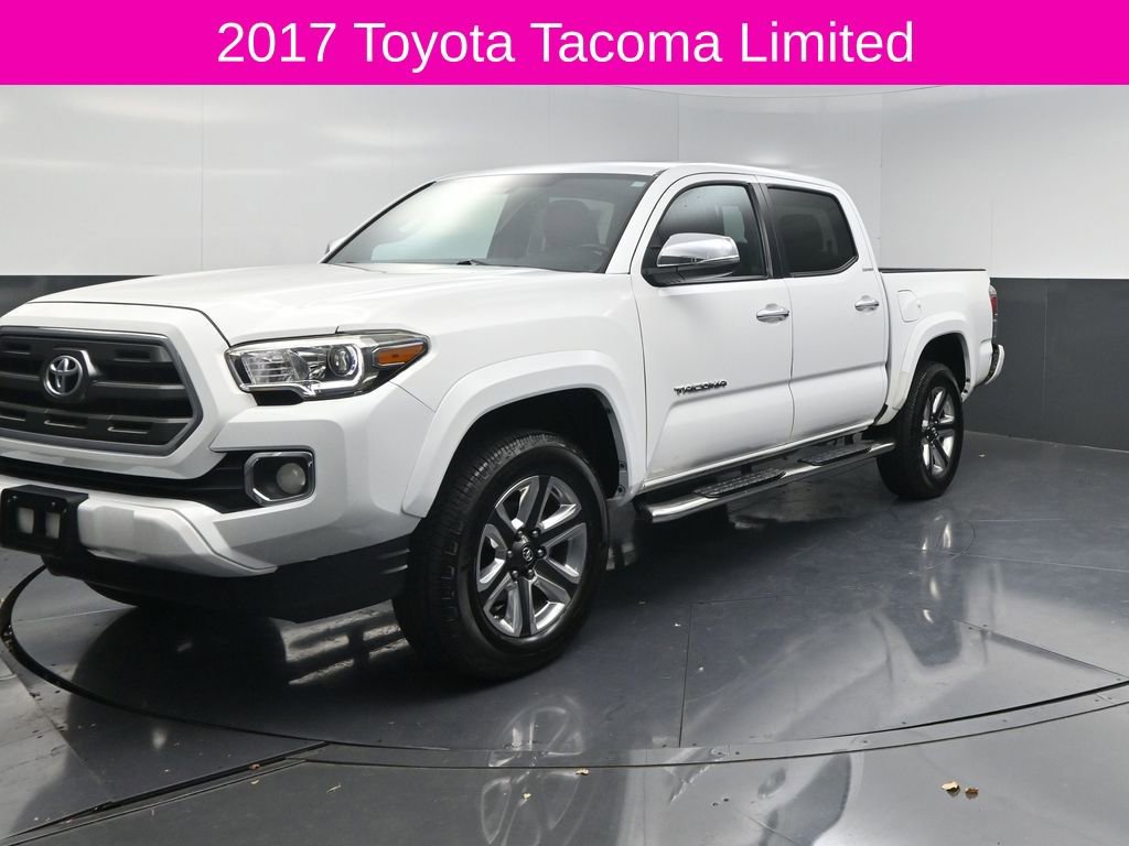 Used 2017 Toyota Tacoma Limited image 2