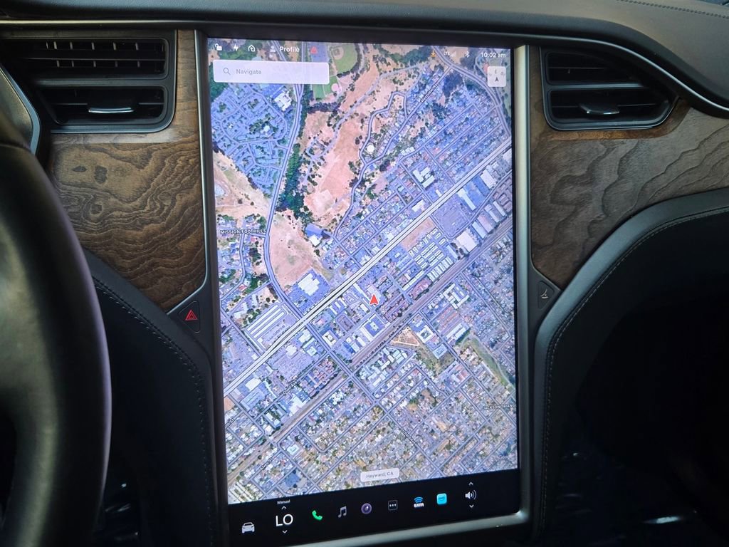 Used 2020 Tesla Model X Long Range AWD/4WD image 20