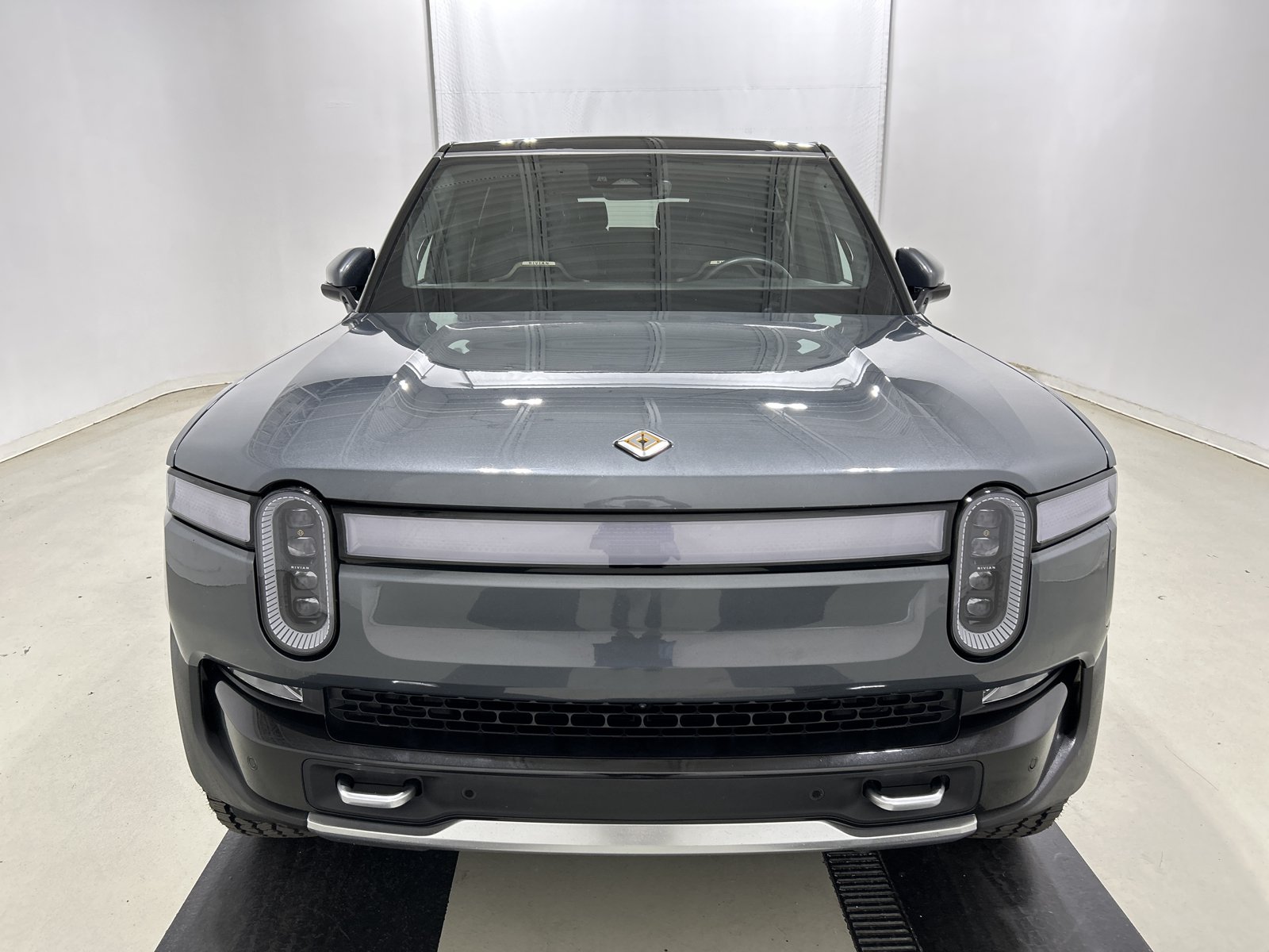 Used 2022 Rivian R1S Launch Edition AWD/4WD image 8