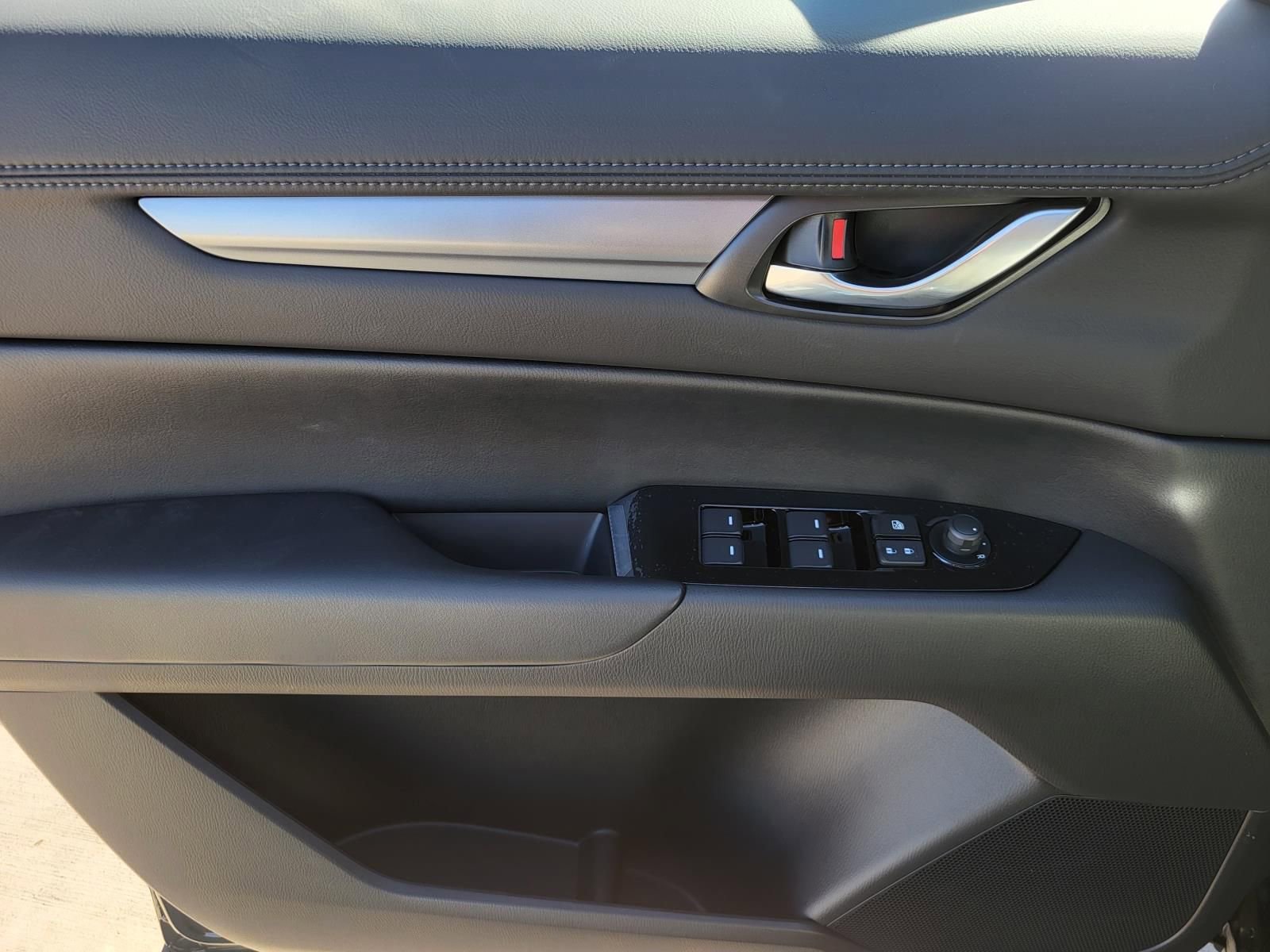 New 2025 MAZDA CX-5 AWD 2.5 S w/ Preferred Package image 14