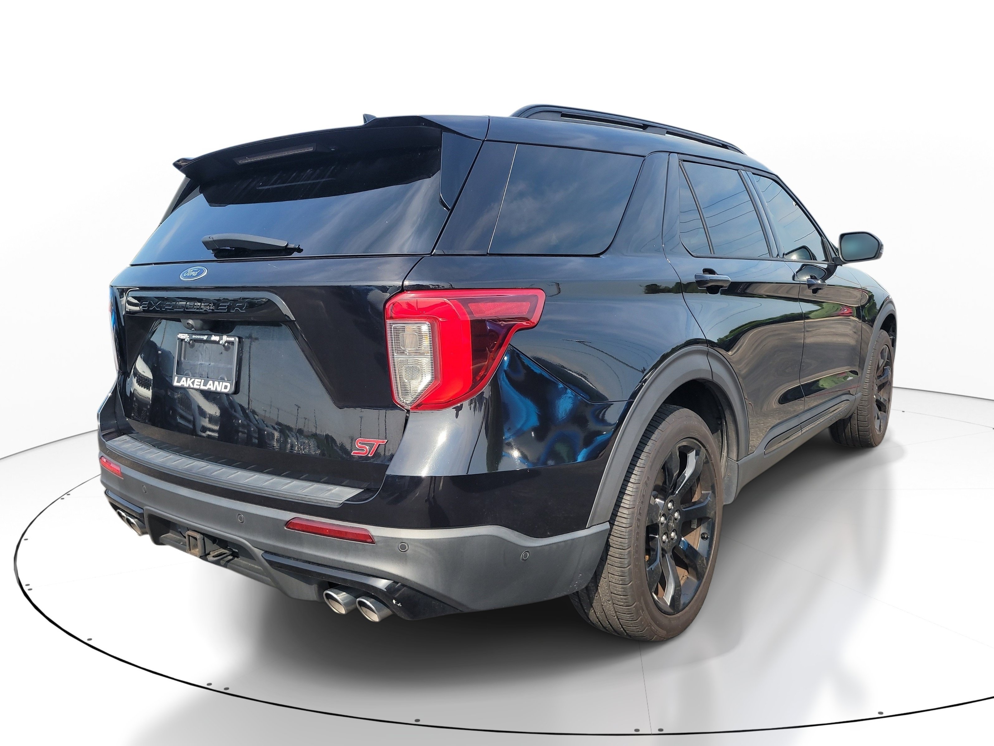 Used 2020 Ford Explorer ST w/ ST Street Pack AWD/4WD image 4
