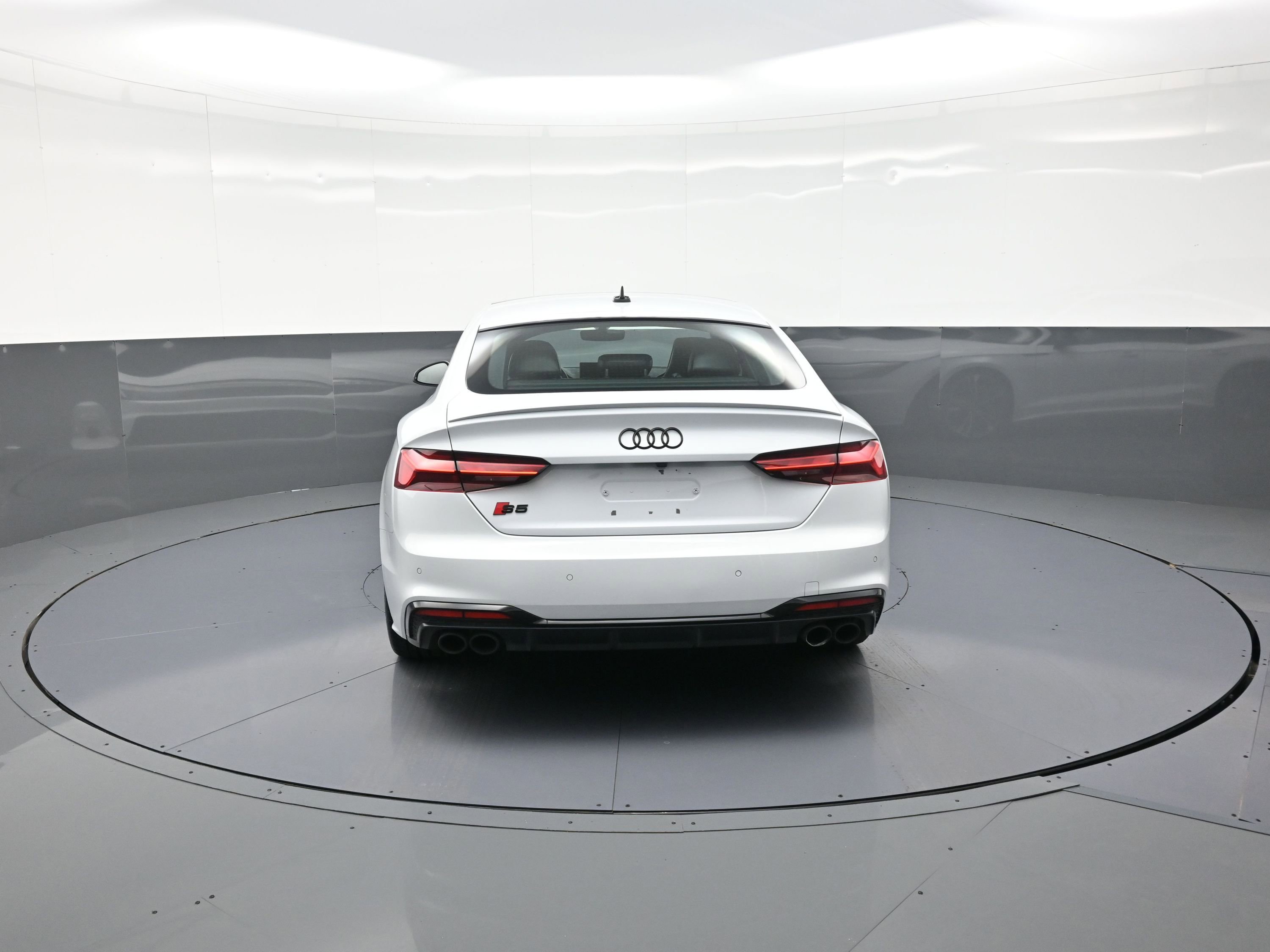 Used 2023 Audi S5 Premium Plus image 4