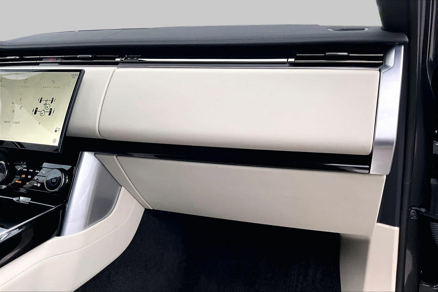 Used 2023 Land Rover Range Rover SE AWD/4WD image 19
