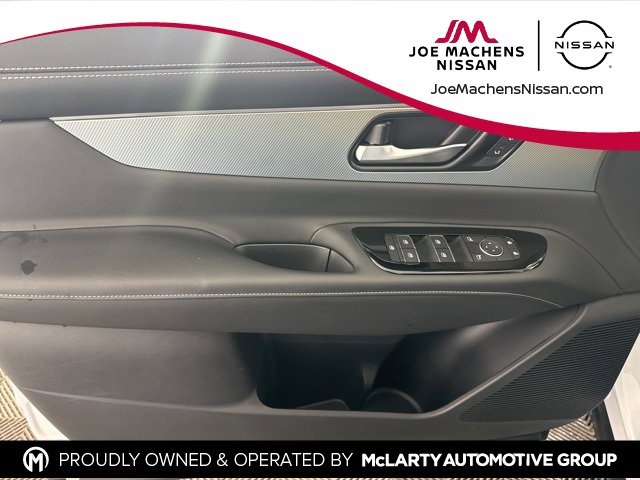 Certified 2025 Nissan Murano SL image 18