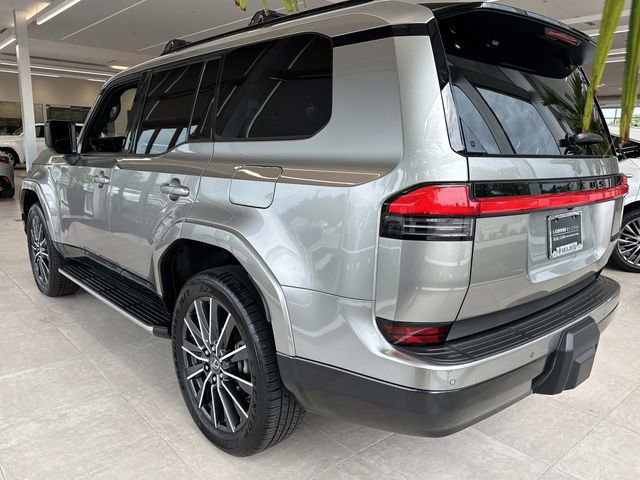 Used 2025 Lexus GX 550 w/ Accessory Package (Z1) AWD/4WD image 6