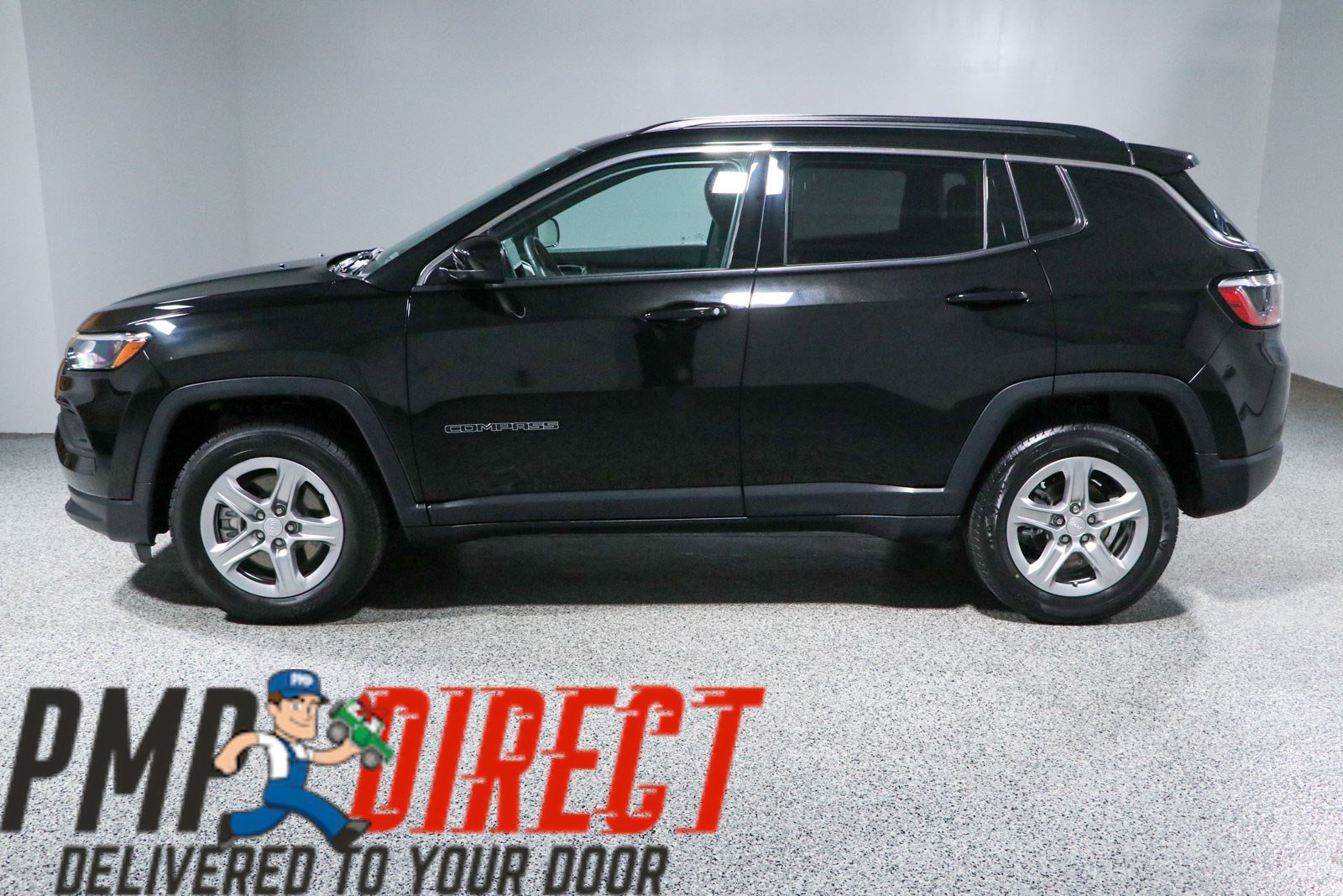 Used 2024 Jeep Compass Latitude AWD/4WD image 10