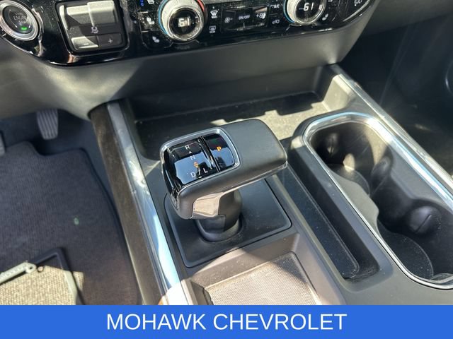 Used 2025 Chevrolet Silverado 1500 High Country w/ Technology Package AWD/4WD image 16