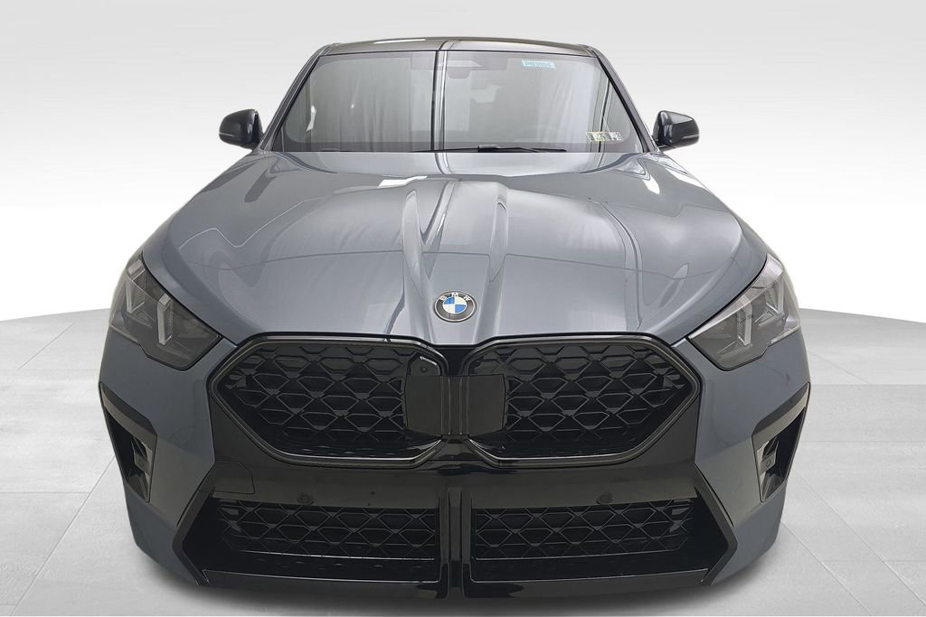 New 2026 BMW X2 xDrive28i w/ Technology Package AWD/4WD image 3