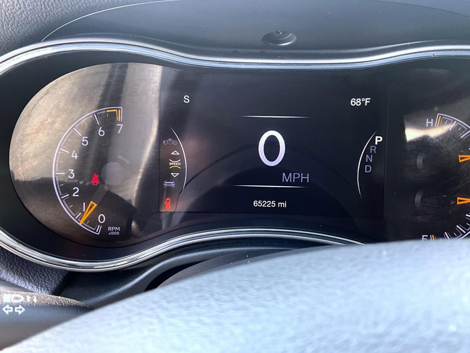 Used 2020 Jeep Grand Cherokee Altitude image 15