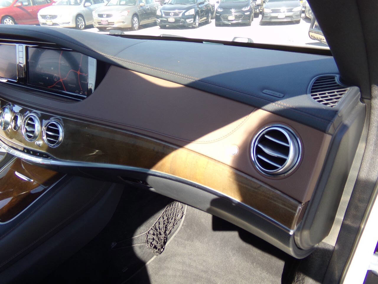 Used 2016 Mercedes-Benz S 550 4MATIC Sedan image 41