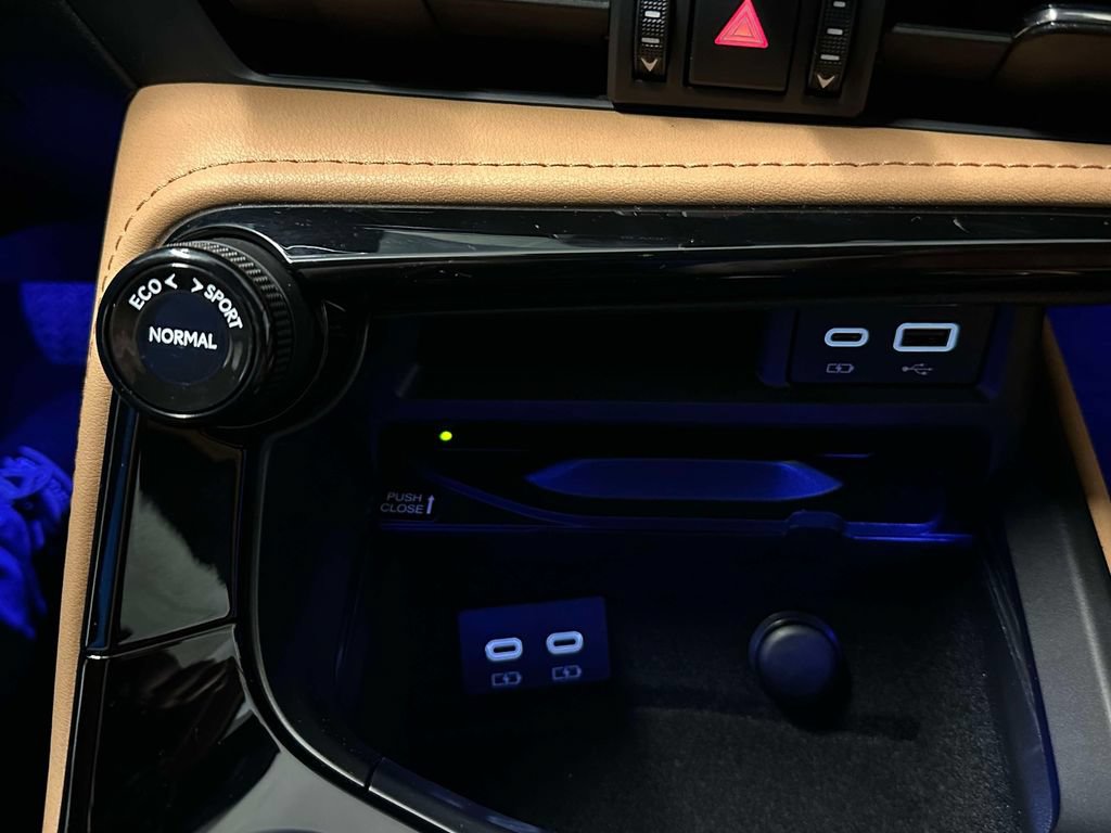 Used 2025 Lexus NX 350h AWD w/ Accessory Package (2T) image 31