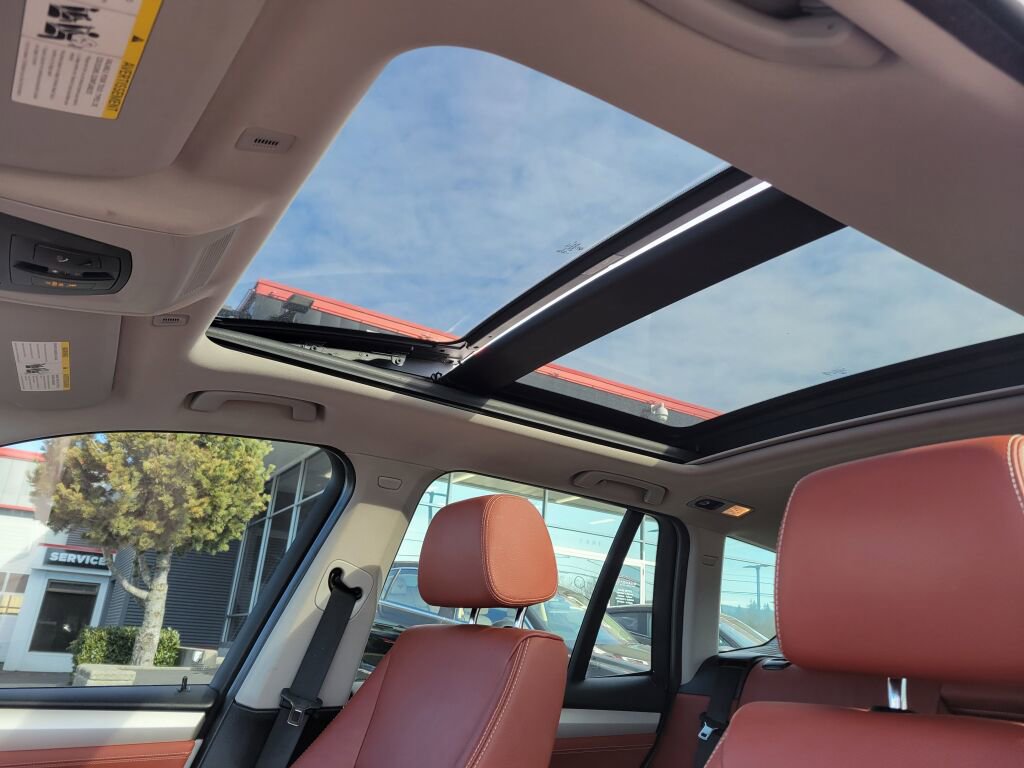 Used 2013 BMW X3 xDrive28i image 18