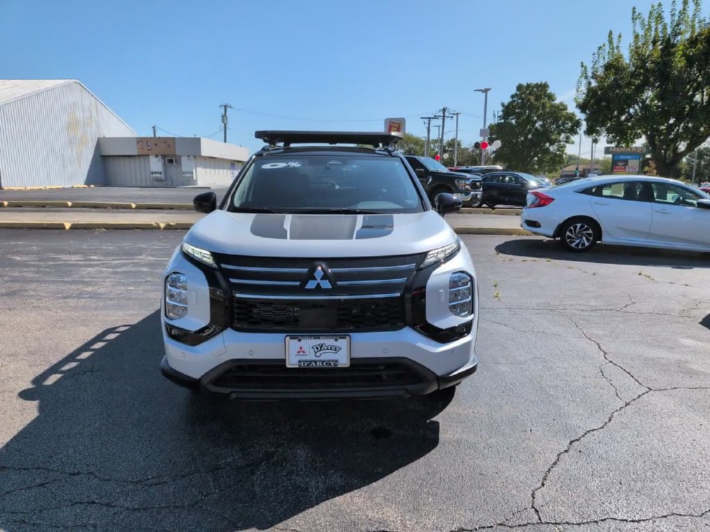 New 2026 Mitsubishi Outlander AWD image 17