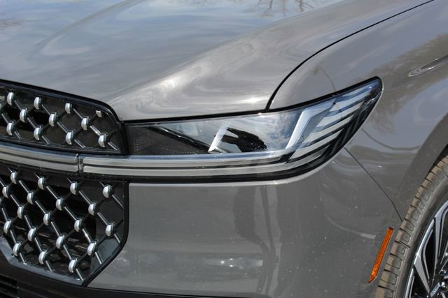 New 2026 Lincoln Navigator Black Label AWD/4WD image 9