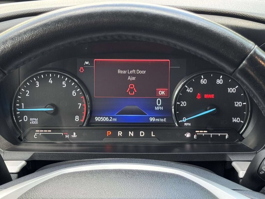 Used 2023 Ford Explorer XLT w/ Equipment Group 202A AWD/4WD image 28