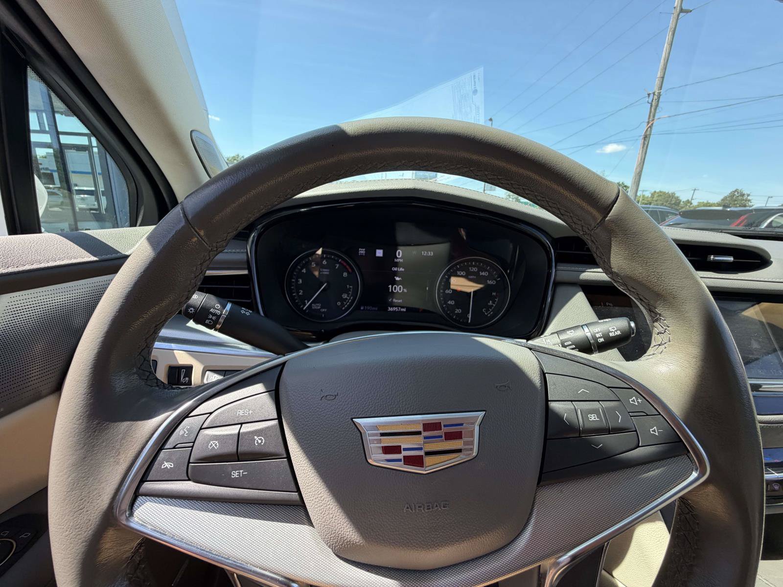 Certified 2023 Cadillac XT5 Premium Luxury w/ Technology Package AWD/4WD image 29