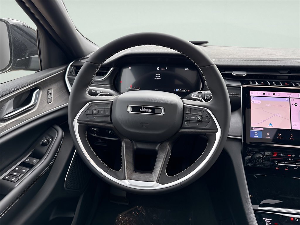 New 2025 Jeep Grand Cherokee L Limited image 15