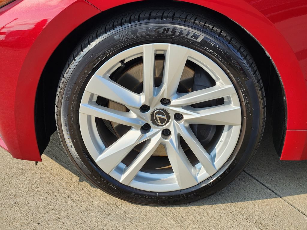 Used 2024 Lexus IS 300 w/ Comfort Package RWD image 10