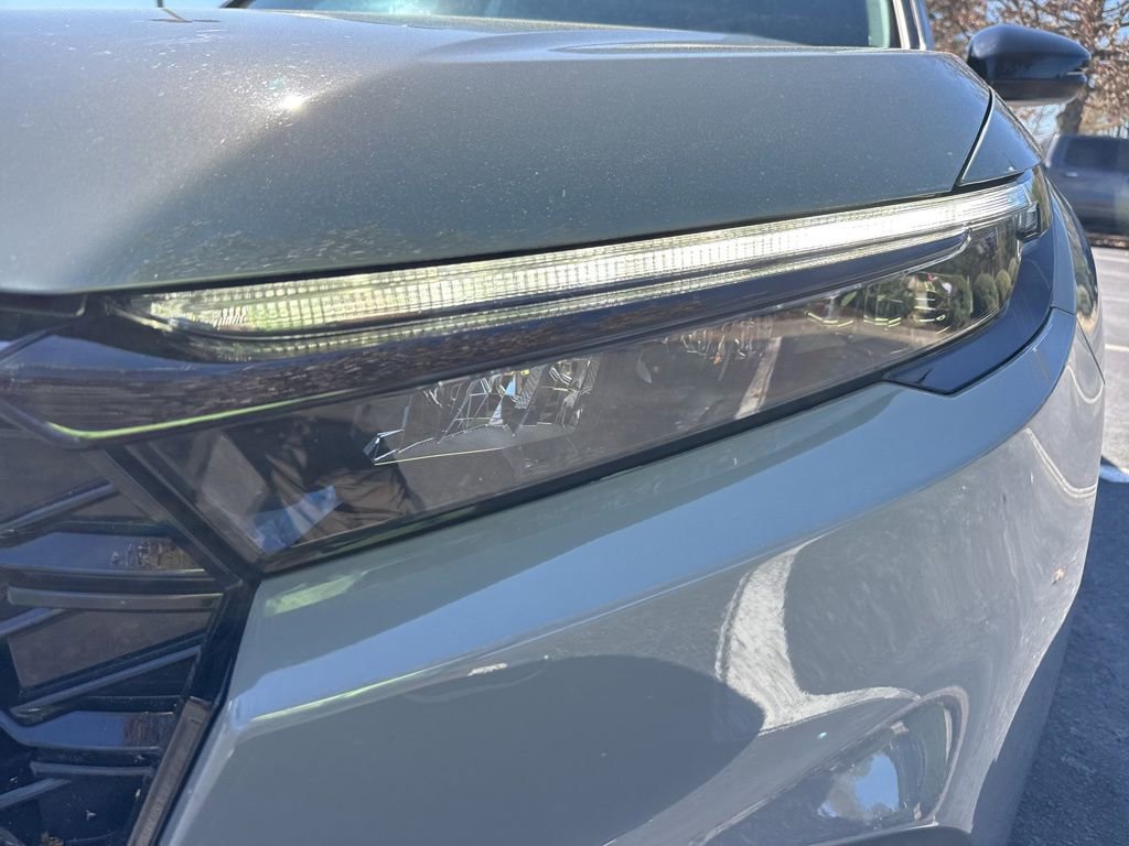 Certified 2025 Honda CR-V Sport image 9