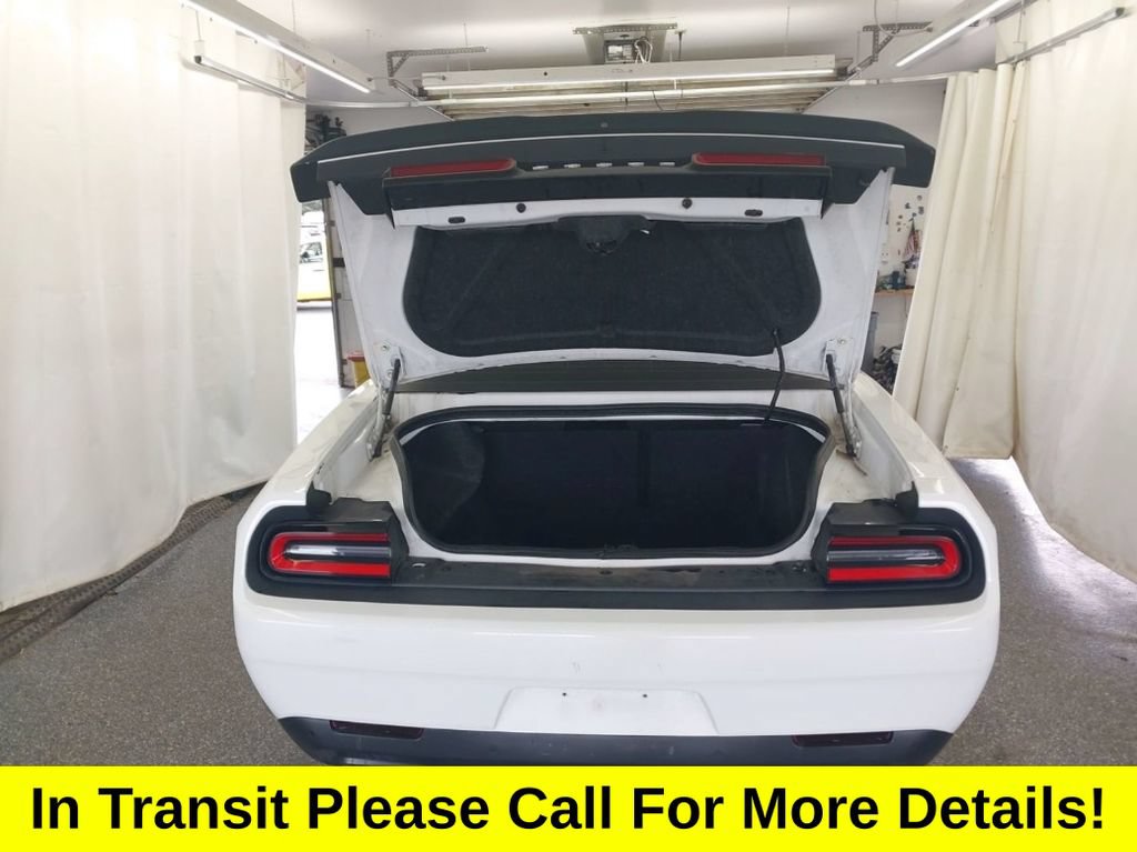 Used 2015 Dodge Challenger R/T Plus RWD image 10