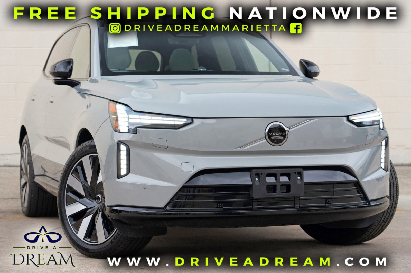 Used 2025 Volvo EX90 Ultra AWD/4WD image 2