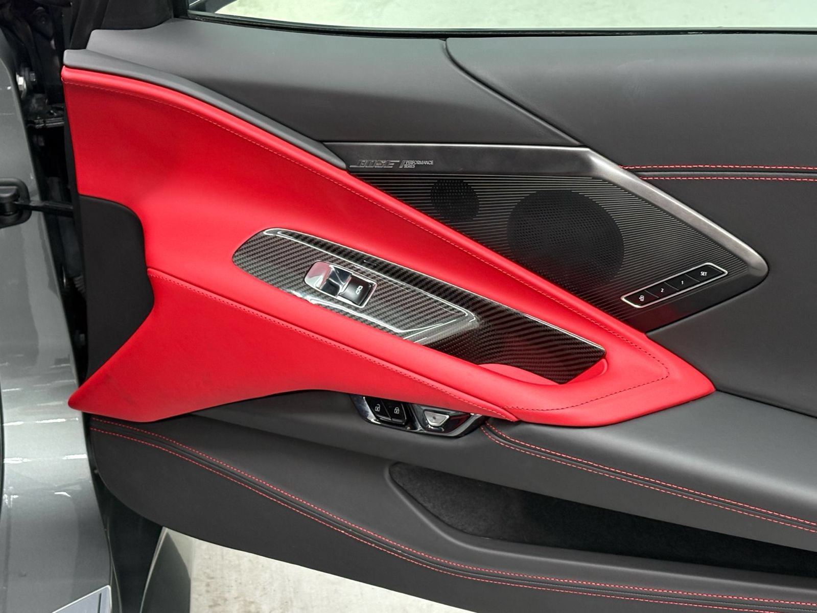 Used 2023 Chevrolet Corvette Stingray Premium Conv w/ Z51 Performance Package RWD image 28
