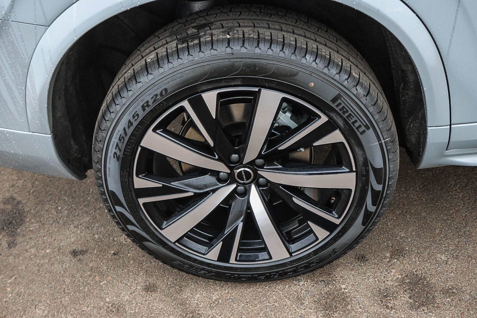 New 2026 Volvo XC90 B5 Core image 13