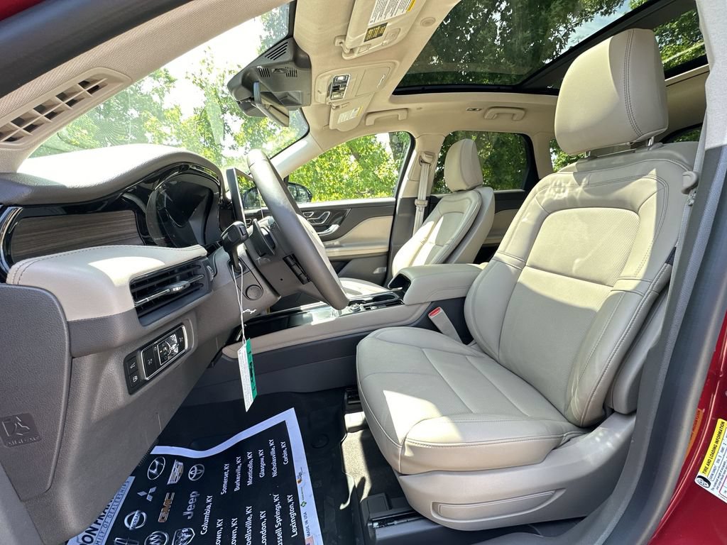 New 2024 Lincoln Corsair Grand Touring w/ Equipment Group 301A AWD/4WD image 11