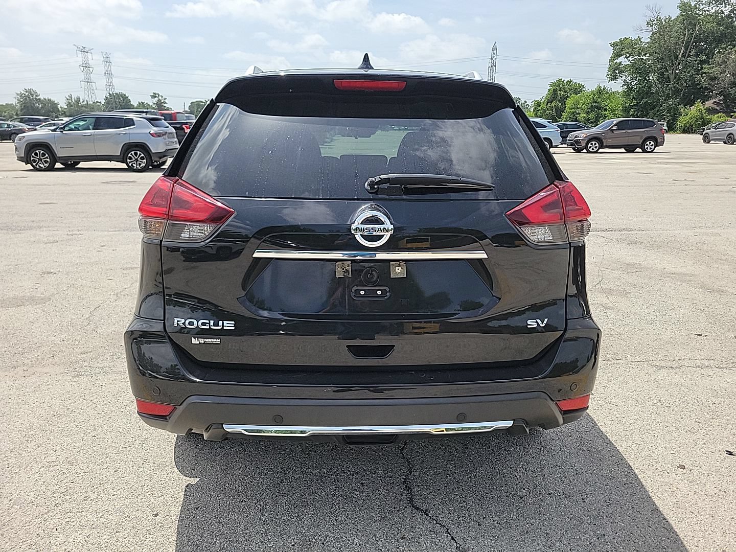 Used 2020 Nissan Rogue SV FWD image 4