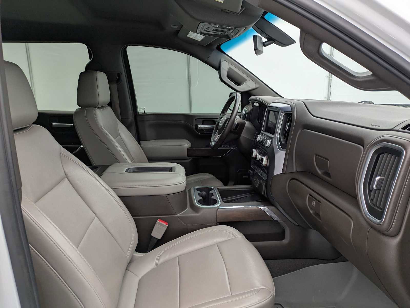 Used 2019 GMC Sierra 1500 SLT w/ SLT Convenience Package AWD/4WD image 24